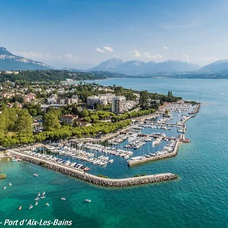 Spacieux T3 A Entre Et Avec Balcon Et Wi-fi ! - Fr-1-555-62 * Aix-les-Bains